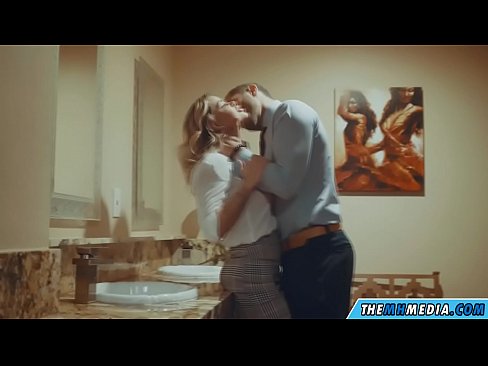 ❤️ Uma blonde obugaxayo ekuyenga endlini yangasese yomphakathi ️❌  ku-zu.tuberxxx.ru ❌❤
